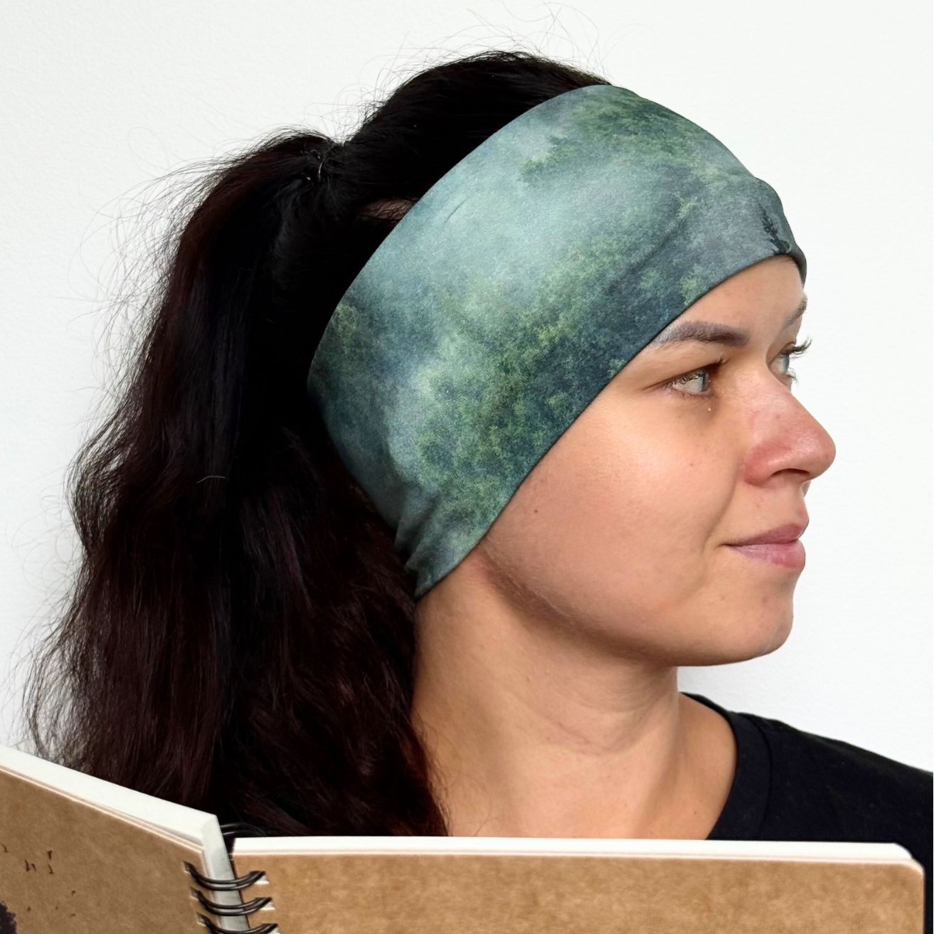 Čelenka LES V MLZE - Obrázek 2